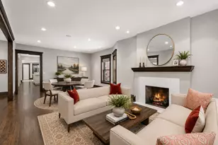 652 W Sheridan Rd, Chicago, IL 60613 - Photo 6