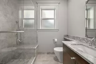 652 W Sheridan Rd, Chicago, IL 60613 - Photo 38