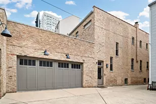 652 W Sheridan Rd, Chicago, IL 60613 - Photo 56