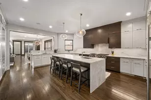 652 W Sheridan Rd, Chicago, IL 60613 - Photo 12