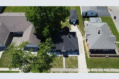 443 S 6th Street, Watseka, IL 60970 - Photo 6