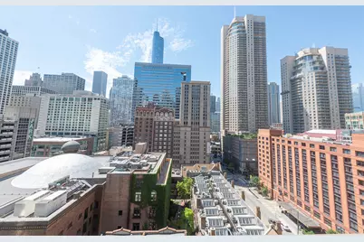 10 E Ontario Street #1203, Chicago, IL 60611 - Photo 8