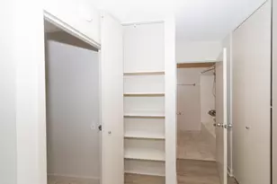10 E Ontario St, Chicago, IL 60611 - Photo 12