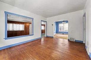 988 Wentworth Ave, Calumet City, IL 60409 - Photo 4