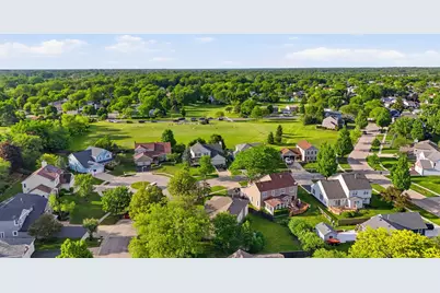 4310 Forest Glen Drive, Hoffman Estates, IL 60192 - Photo 32