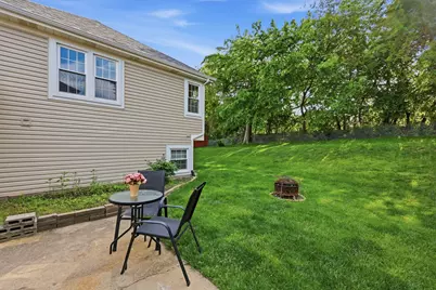 4310 Forest Glen Drive, Hoffman Estates, IL 60192 - Photo 26