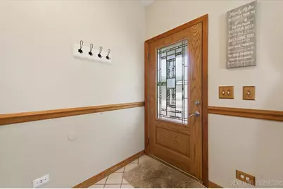2810 Ledgestone Court, Naperville, IL 60564 - Photo 4