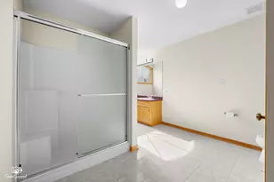 8740 Bally Castle Ln, Tinley Park, IL 60487 - Photo 14
