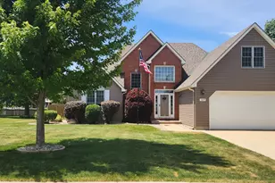 1609 Lorraine Dr, Sandwich, IL 60548 - Photo 1