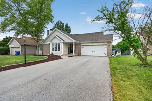 882 Wilshire Ln, Crete, IL 60417 - Photo 2