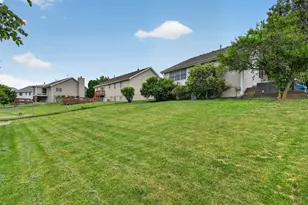 882 Wilshire Ln, Crete, IL 60417 - Photo 24