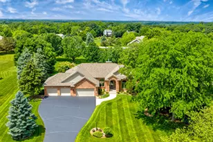 10907 Red Hawk Ln, Spring Grove, IL 60081 - Photo 6