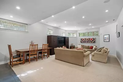 1331 W Wolfram Street, Chicago, IL 60657 - Photo 26
