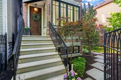 1331 W Wolfram Street, Chicago, IL 60657 - Photo 2