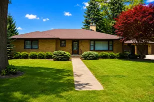 1206 5th Ave, Sterling, IL 61081 - Photo 2