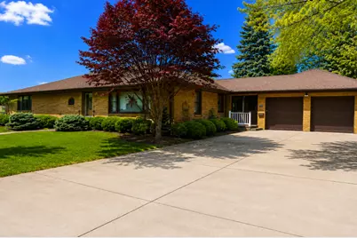 1206 5th Avenue, Sterling, IL 61081 - Photo 1