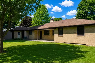 1206 5th Avenue, Sterling, IL 61081 - Photo 4