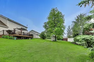 909 Arrowhead Dr, Elwood, IL 60421 - Photo 30
