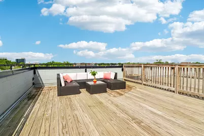 2423 W Fullerton Avenue #4F, Chicago, IL 60647 - Photo 18