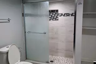 1041 N Spaulding Ave, Chicago, IL 60651 - Photo 8