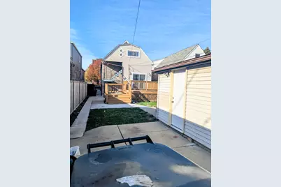 1041 N Spaulding Avenue, Chicago, IL 60651 - Photo 14