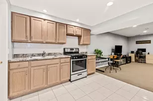 1746 Park Ridge Point, Park Ridge, IL 60068 - Photo 40