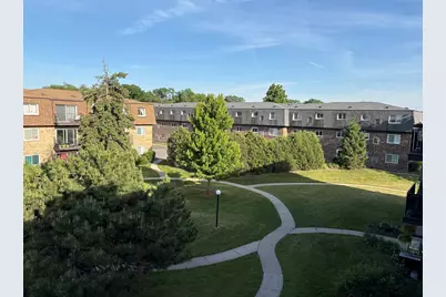 9439 Bay Colony Drive #3N, Des Plaines, IL 60016 - Photo 10