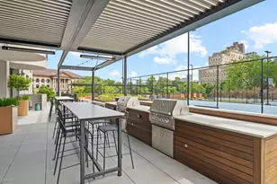2020 N Lincoln Park W, Chicago, IL 60614 - Photo 24