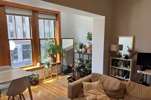 1042 W Bryn Mawr Ave, Chicago, IL 60660 - Photo 4