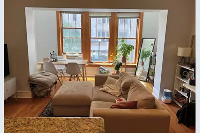 1042 W Bryn Mawr Avenue #3, Chicago, IL 60660 - Photo 2