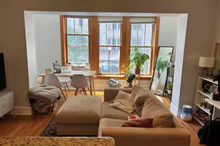 1042 W Bryn Mawr Ave, Chicago, IL 60660 - Photo 2
