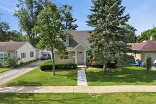 696 1st St, Crete, IL 60417 - Photo 1