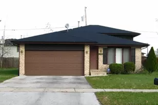 920 E 153rd St, Harvey, IL 60426 - Photo 1