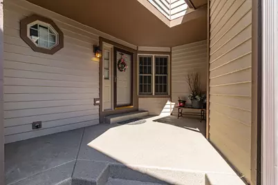302 Kazimour Drive, Lake Barrington, IL 60010 - Photo 2