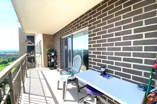 7033 N Kedzie Ave, Chicago, IL 60645 - Photo 4