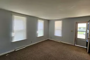 9 N Randolph St, Princeton, IL 61356 - Photo 2