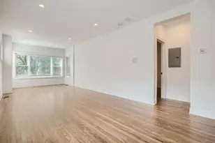 2602 N Springfield Ave, Chicago, IL 60647 - Photo 10