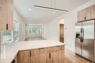 2602 N Springfield Avenue #1, Chicago, IL 60647 - Photo 4