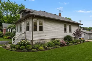 411 N Arlington Heights Rd, Arlington Heights, IL 60004 - Photo 16