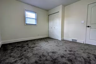 3025 18th St, Rockford, IL 61109 - Photo 8