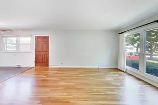 1326 S Dunton Ave, Arlington Heights, IL 60005 - Photo 4
