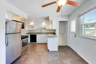 1326 S Dunton Ave, Arlington Heights, IL 60005 - Photo 6