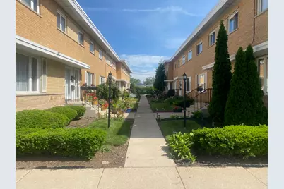 7862 W Lawrence Avenue #A, Norridge, IL 60706 - Photo 2