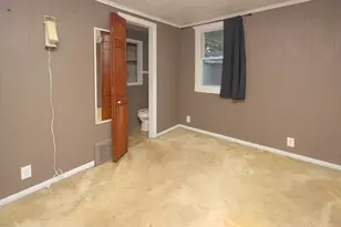 2215 E Washington Street S, Joliet, IL 60433 - Photo 4