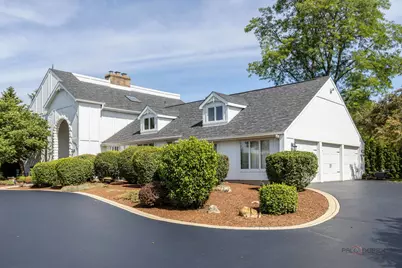 11 Lake View Road, Hawthorn Woods, IL 60047 - Photo 1