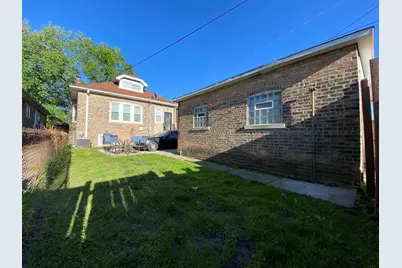 8136 S Luella Avenue, Chicago, IL 60617 - Photo 24