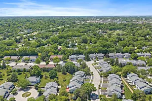 621 Newbury Ln, Schaumburg, IL 60173 - Photo 48