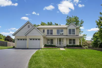 129 Knobb Hill Lane, Gurnee, IL 60031 - Photo 2