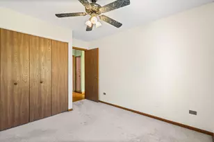 129 Knobb Hill Ln, Gurnee, IL 60031 - Photo 30