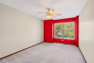 129 Knobb Hill Ln, Gurnee, IL 60031 - Photo 34